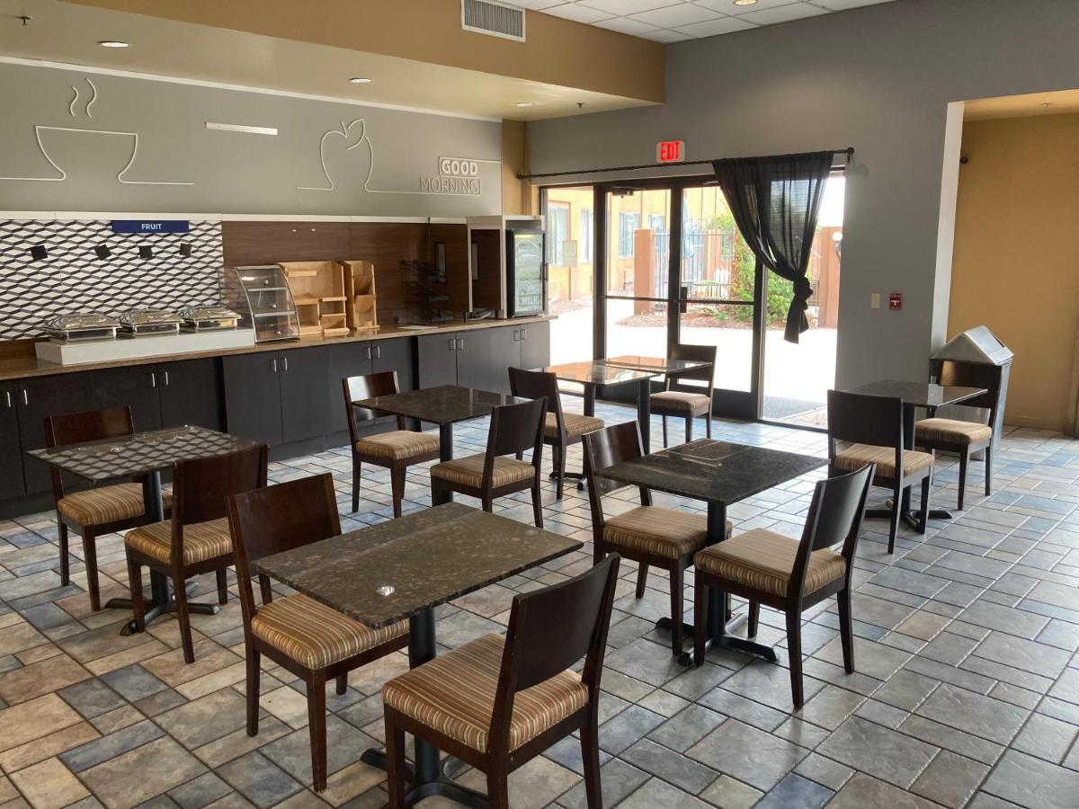 Fairfield By Marriott Inn & Suites Phoenix South Mountain Area מראה חיצוני תמונה