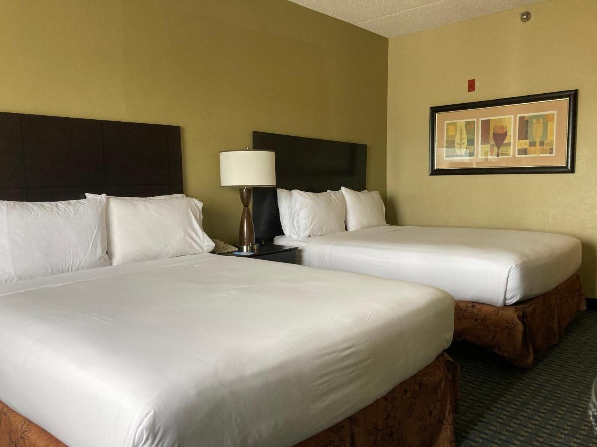 Fairfield By Marriott Inn & Suites Phoenix South Mountain Area מראה חיצוני תמונה